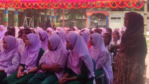 কুড়িগ্রামে শতাধিক কিশোরীর মাঝে হাইজিন কিট বিতরণ